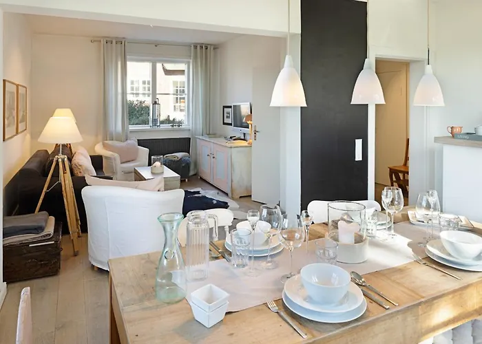 Frederiks Hus * List