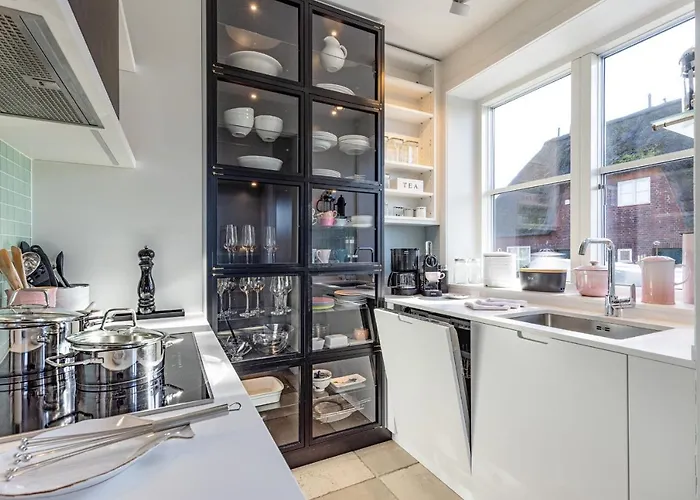 Frederiks Hus * List